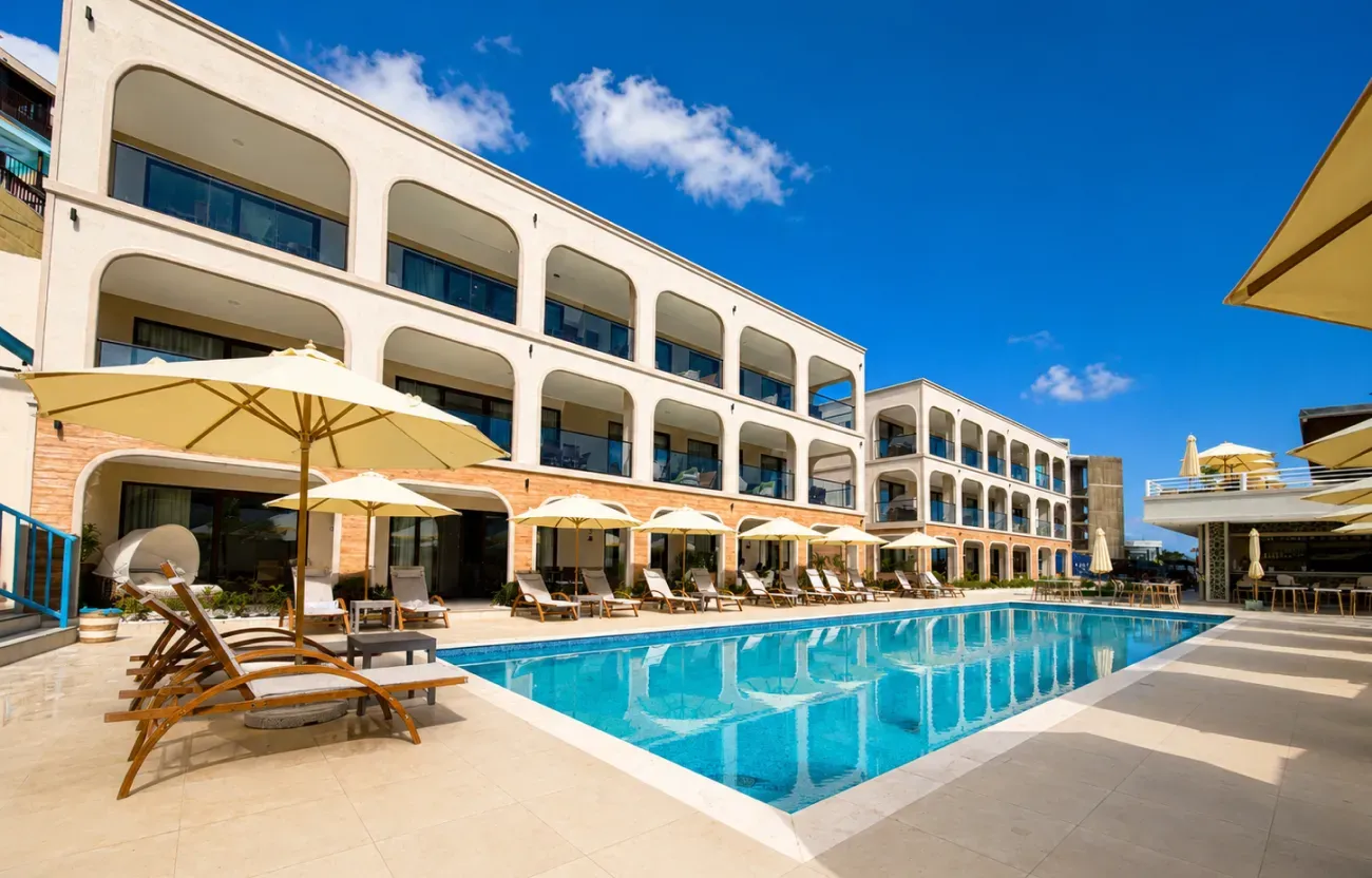 Piscina de Bluezone Club Residences en Santa Lucía